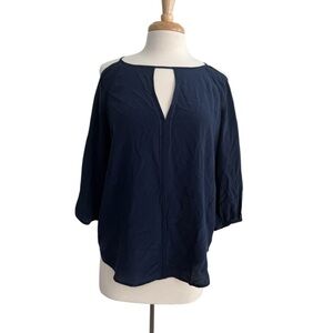 Trina Turk Womens Silk
Keyhole Cold Shoulder Bishop
Sleeve Blouse Navy Size S